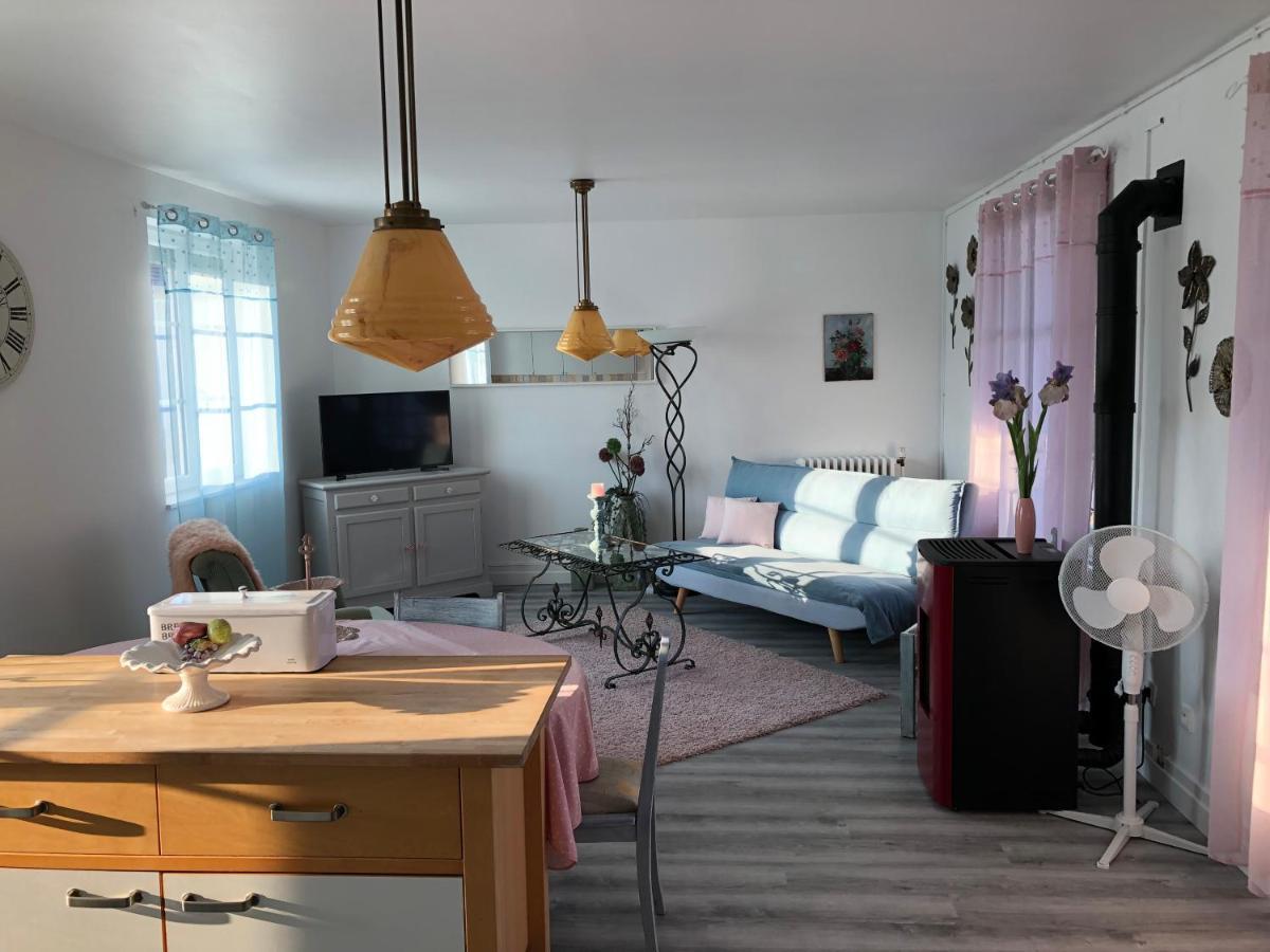 Appartement in Chateau Saint Claude an der Saone Mantoche Exterior foto